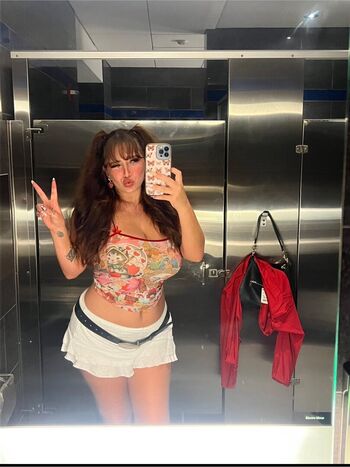 Full leaked Lilbbg private onlyfans photo