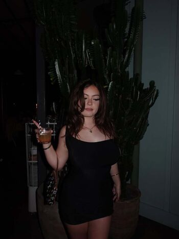 Full leaked Lillilve private onlyfans photo