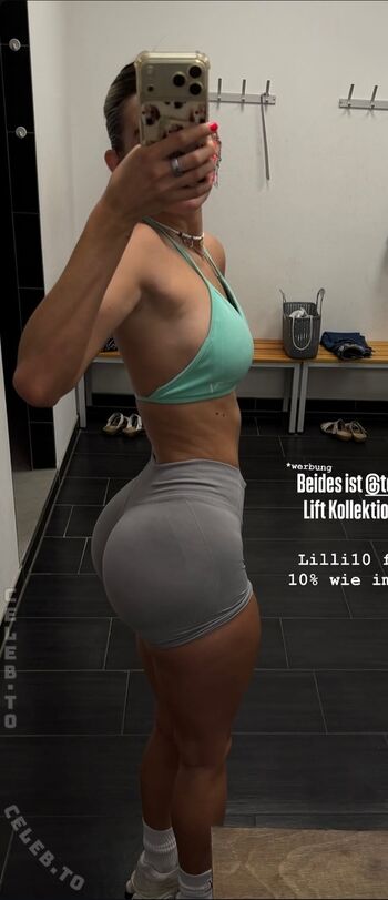 Full leaked Lillimsr page private onlyfans photo