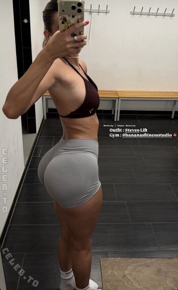 Full leaked Lillimsr private onlyfans photo