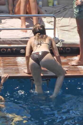 Full leaked Lily james private onlyfans photo