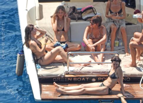 Full leaked Lily james private onlyfans photo