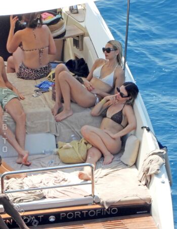 Full leaked Lily james private onlyfans photo