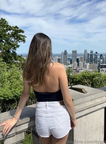 Full leaked Lilygrov private onlyfans photo