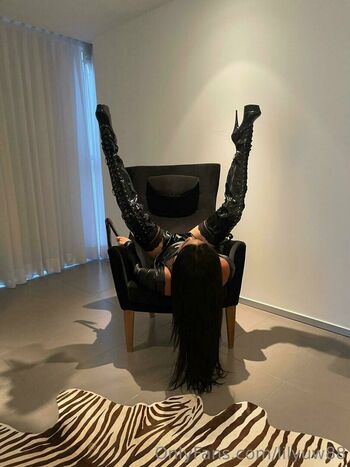 Full leaked Lilyuw private onlyfans photo
