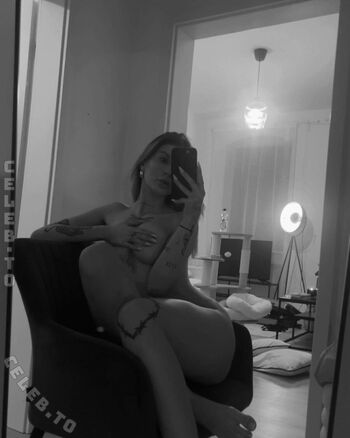 Full leaked Lina vey private onlyfans photo