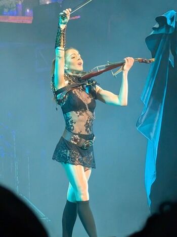 Full leaked Lindsey stirling  page private onlyfans photo