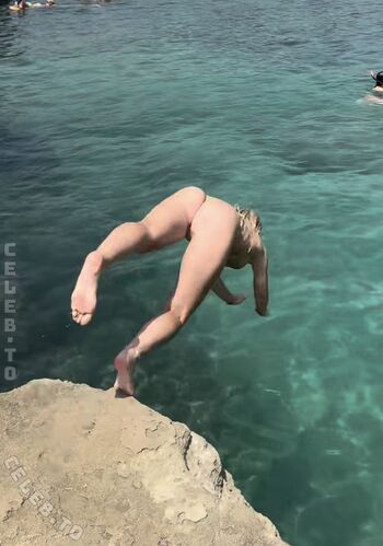 Full leaked Linebiene private onlyfans photo
