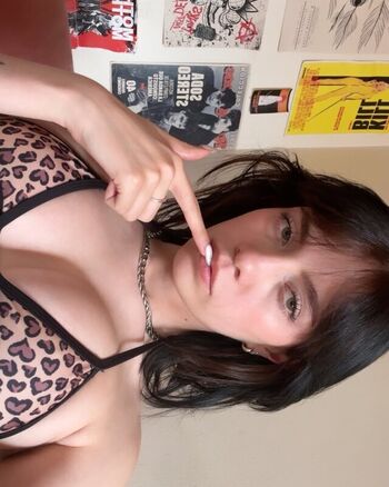 Full leaked Linnajaraaa private onlyfans photo