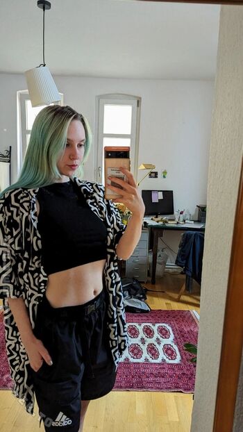 Full leaked Lisabuki private onlyfans photo