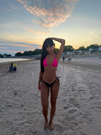 Full leaked Lisha li page private onlyfans photo