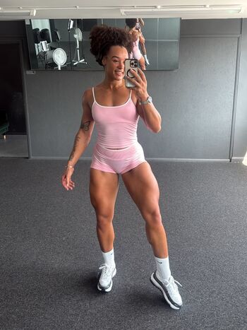 Full leaked Liv harrison private onlyfans photo