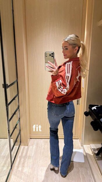 🔥 Livvy dunne  page leaked private photo uncensored full