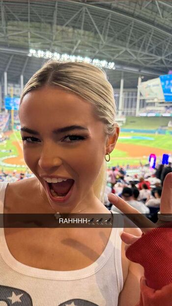 🔥 Livvy dunne  page leaked private photo uncensored full