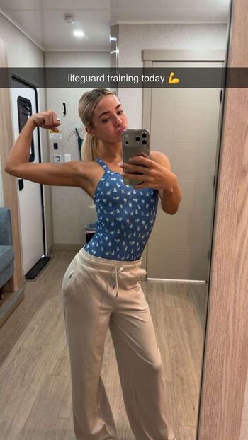 🔥 Livvy dunne  page leaked private photo uncensored full