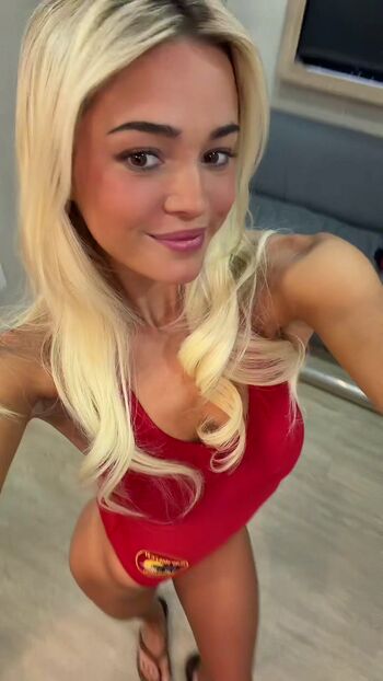 🔥 Livvy dunne  page leaked private photo uncensored full