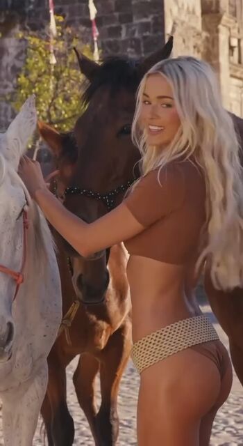 🔥 Livvy dunne  page leaked private photo uncensored full