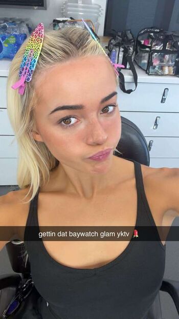 🔥 Livvy dunne  page leaked private photo uncensored full