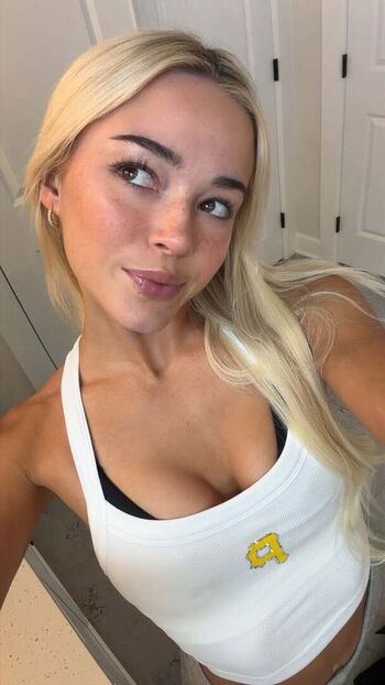 🔥 Livvy dunne  page leaked private photo uncensored full