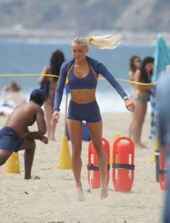 🔥 Livvy dunne  page leaked private photo uncensored full