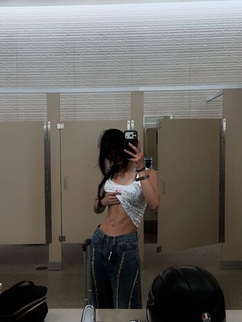 Full leaked Liza lowe private onlyfans photo