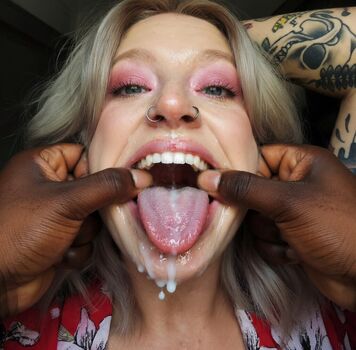 Full leaked Lizz pedersen private onlyfans photo