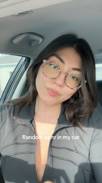 Full leaked Lofiluvasmr private onlyfans photo