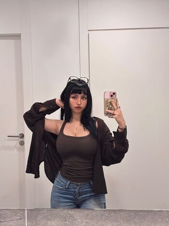 Full leaked Lois dbt private onlyfans photo