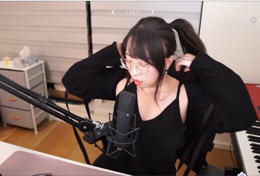 Full leaked Lolnatsumiii private onlyfans photo