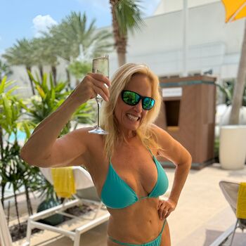 Lorraine Ziff