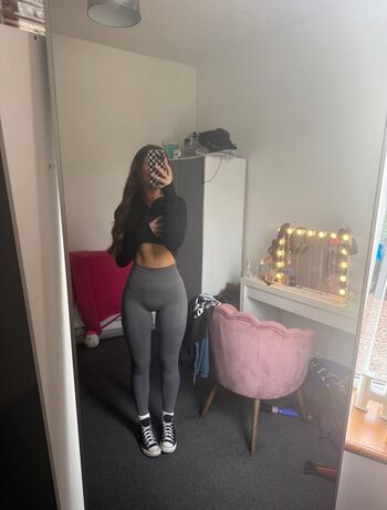 Full leaked Louiselaingx private onlyfans photo