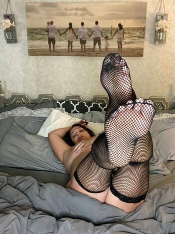 Full leaked Lovepirate private onlyfans photo