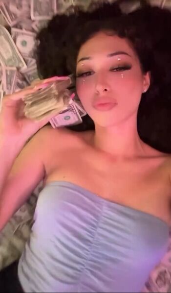 Full leaked Loyaltyraelynn private onlyfans photo