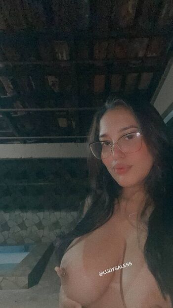 Full leaked Ludysaless private onlyfans photo