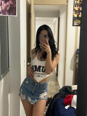 Luisa Valencia