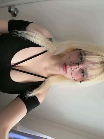 Full leaked Lulys private onlyfans photo