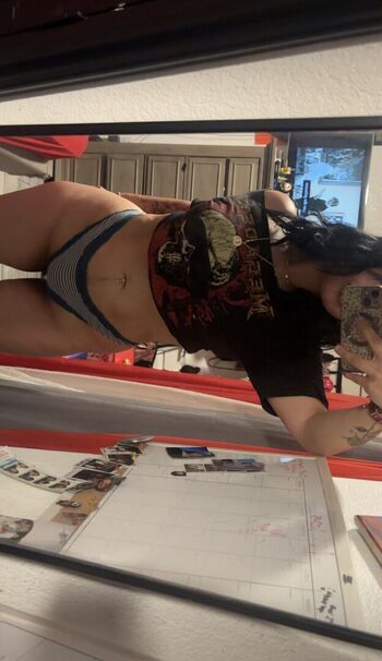 Full leaked Lunahh private onlyfans photo