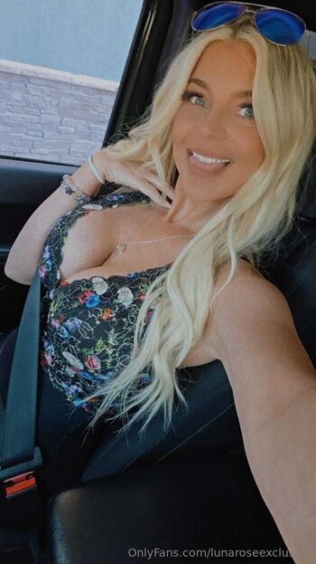 🔥 Lunaroseverified page leaked private photo uncensored full