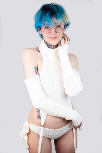 lyra_tay