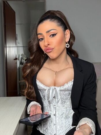 🔥 Maddalena cabizossu leaked private photo uncensored full