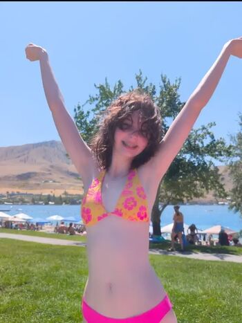 Full leaked Maddison sayre private onlyfans photo