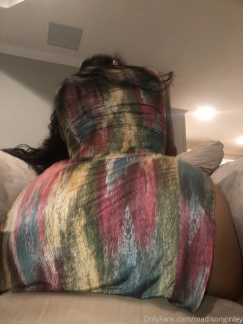 Full leaked Madisonginley private onlyfans photo