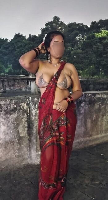 Mahi Da Slut