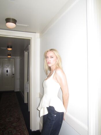 🔥 Maika monroe page leaked private photo uncensored full