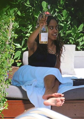 Full leaked Malia obama private onlyfans photo