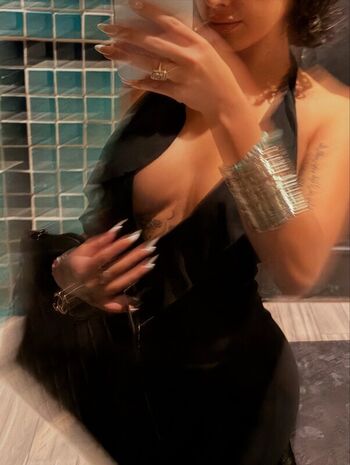 Full leaked Malu trevejo private onlyfans photo