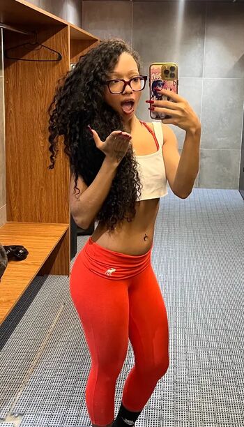 Full leaked Malvatrem private onlyfans photo