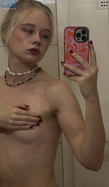 Full leaked Marieejoan private onlyfans photo