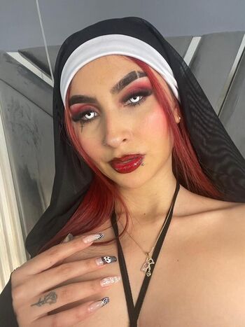 MartinaGraceX