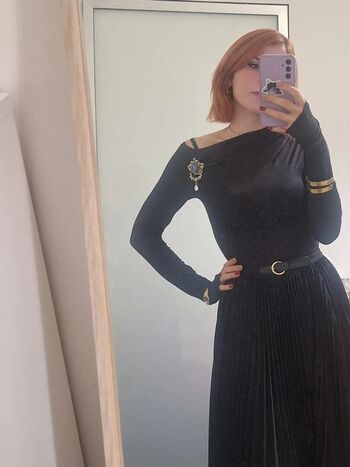mary_mayfair_